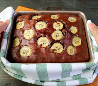 КОЛАЧ СА БАНАНОМ Невероватан укус и мирис