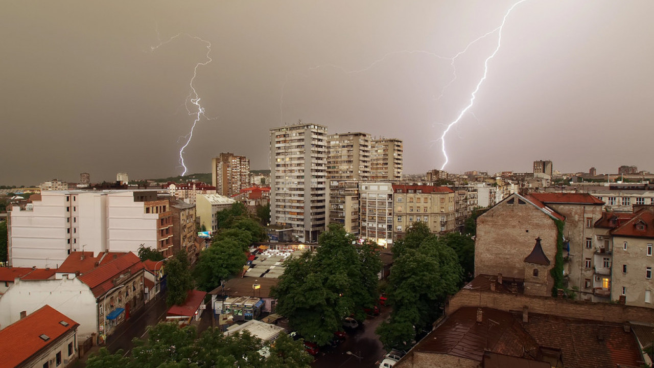 Pre podne sunce, posle podne nam stižu kiša i grmljavina
