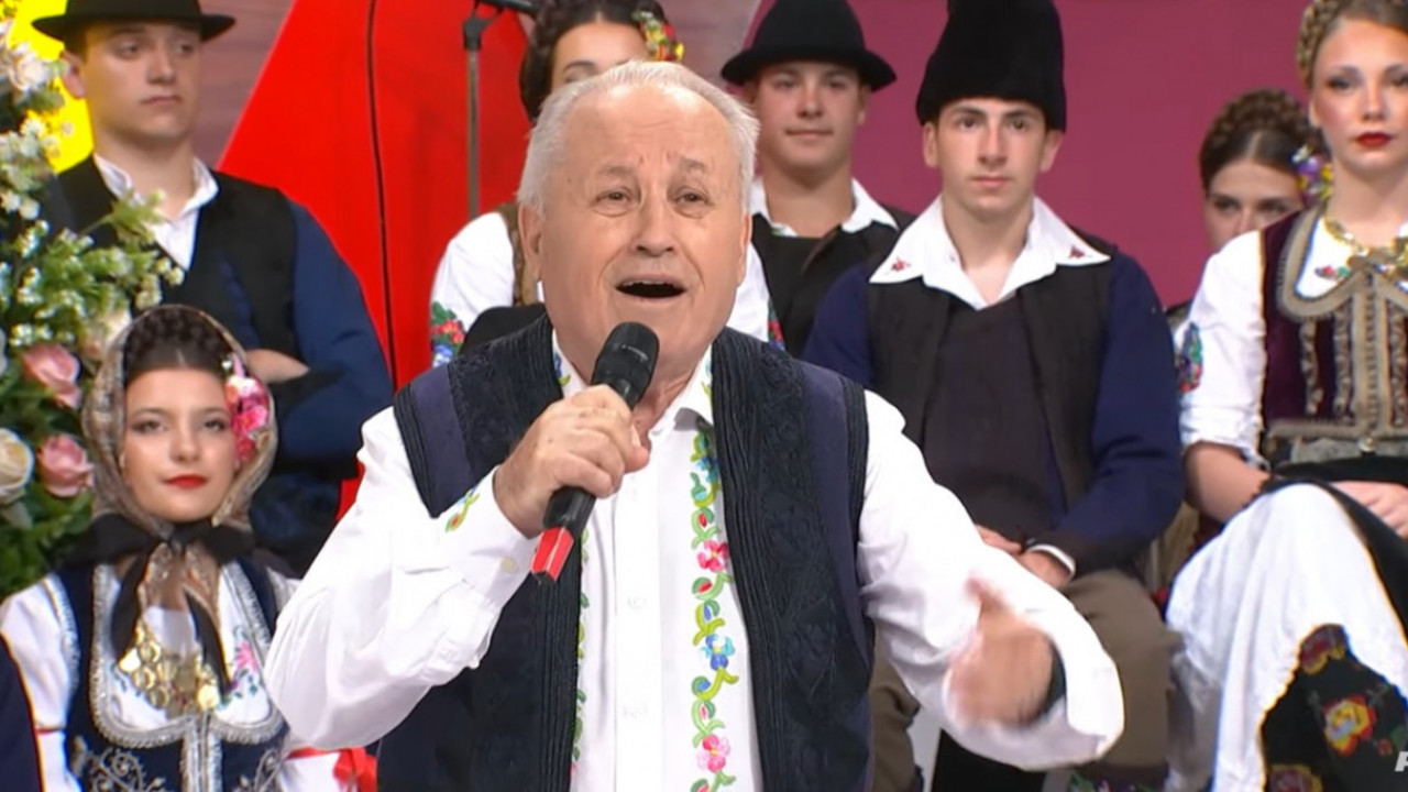 "Mnogo sam ti dao" :Pevač želi da raskine ugovor sa ćerkom