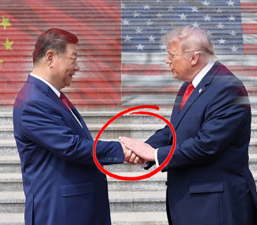 Ко је јачи? Руковање Трампа и Сија открило све