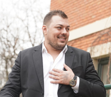 "Šest godina ga molim!" Slobina žena van sebe ispred VMA