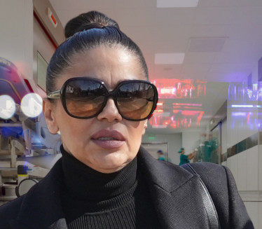 Mina primljena na psihijatriju, agresivna, u pratnji policije