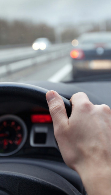 Kako najbrže rashladiti automobil koji je stajao na suncu?