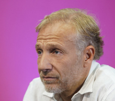 Dva šmekera: Milan Kalinić odveo sina na maturu (foto)