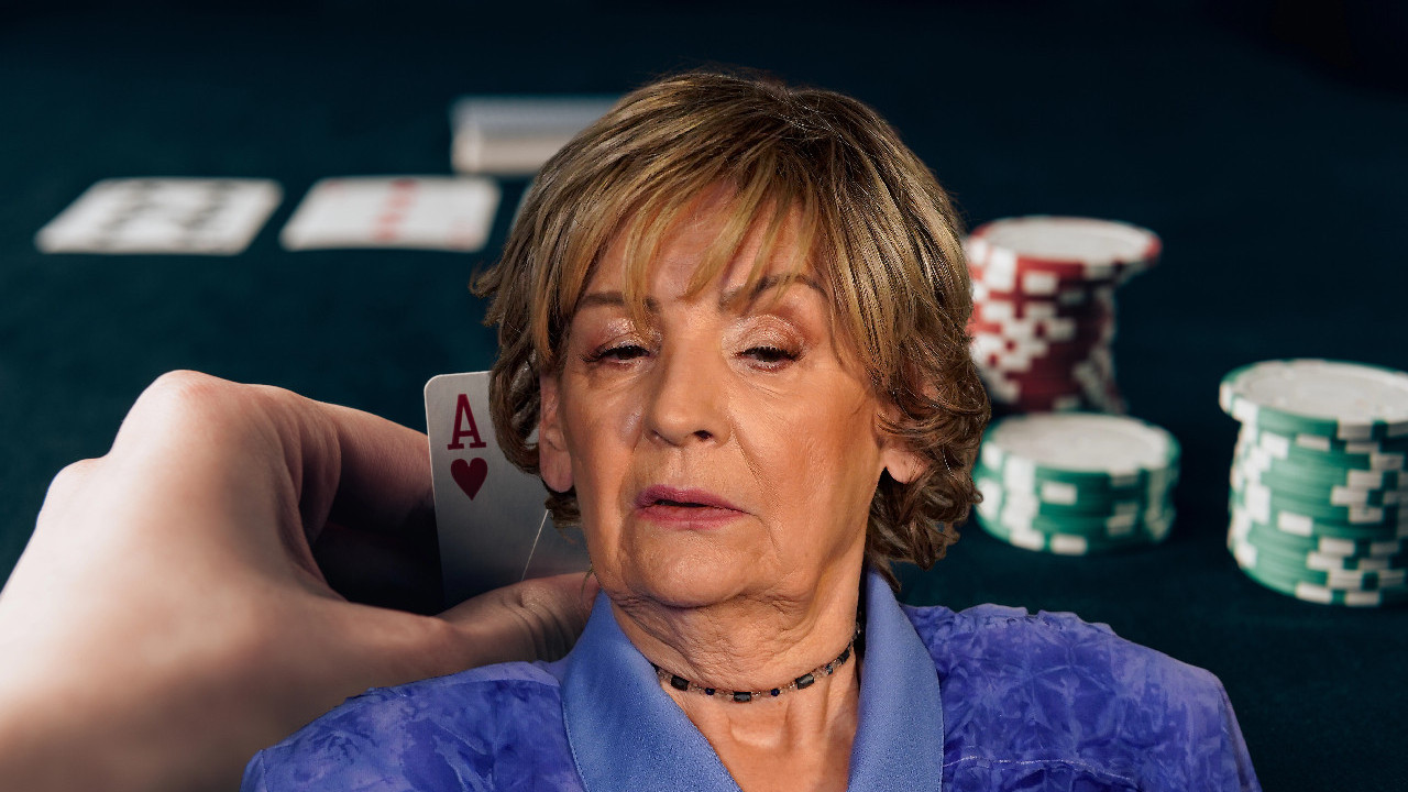 "Bežala sam, uhodio me je": Evo ko je Lepu navukao na kocku