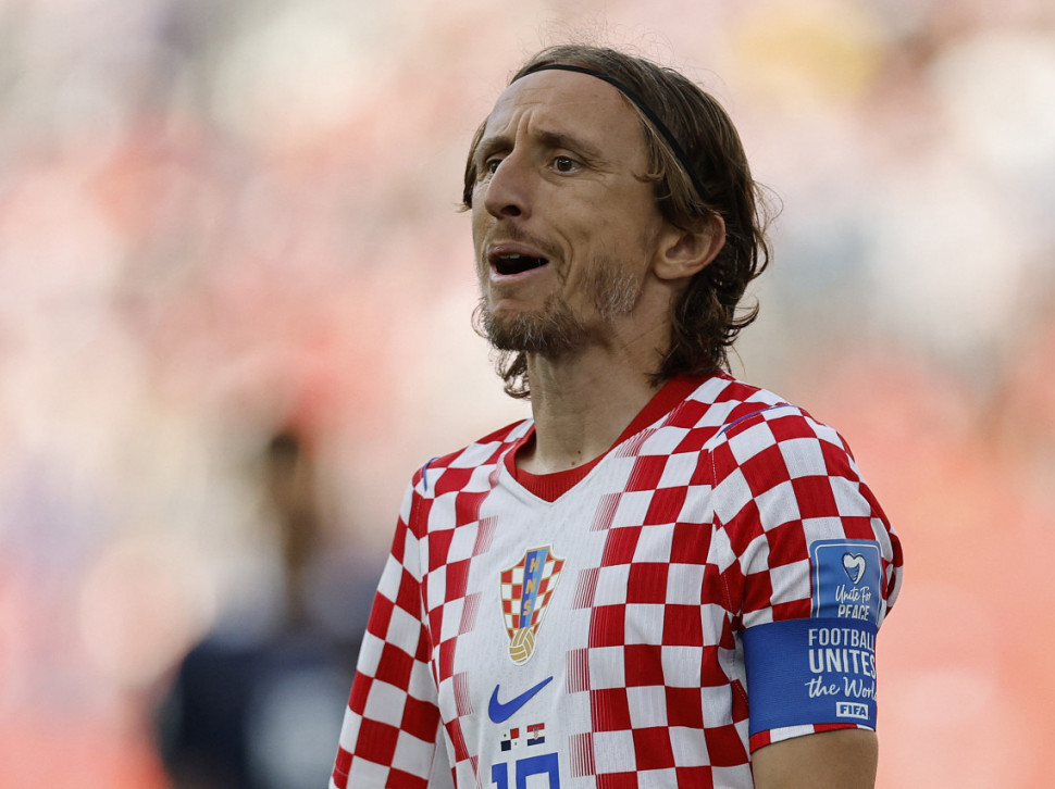 MODRIĆ ZAPLAKAO NA MUNDIJALU: Pogledao ekran, pa se slomio