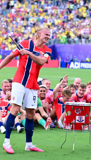 Verujete li kako je Haland proslavio 26. rođendan (video)