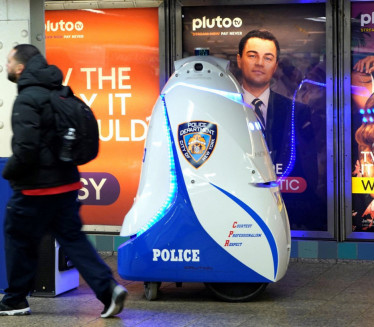 "Otkaz" robotu policajacu: Potrošio 130.000$, uradio 0 posla