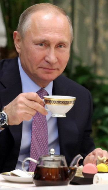 ŠTA DORUČKUJE PUTIN? Ovu hranu posebno obožava