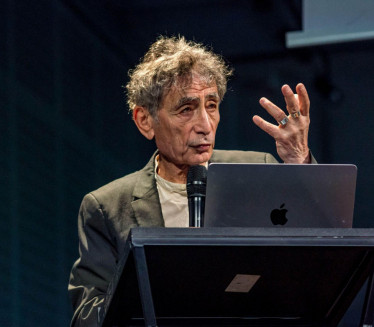Dr Gabor Mate: Evo zašto su žene iscrpljene u braku
