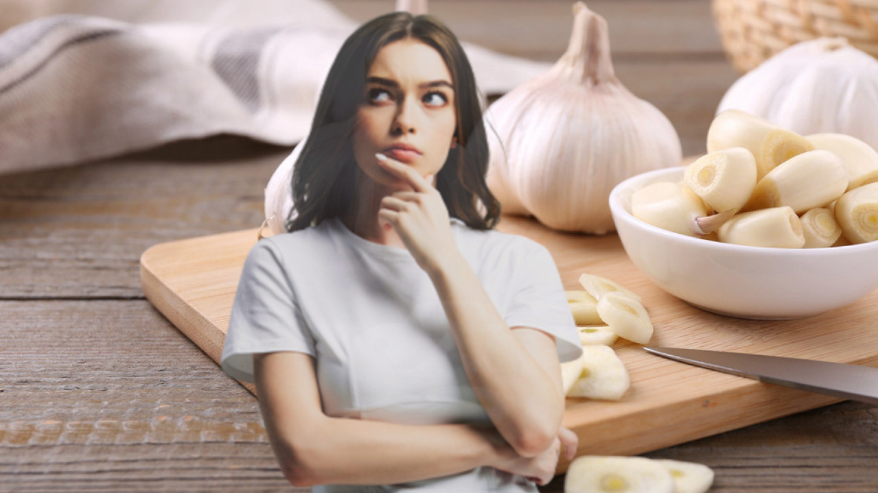 Не може лакше: Како очистити бели лук за само 30 секунди?