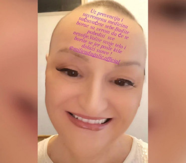 Naša poznata pevačica se slikala na onkologiji: "Pobediću!"