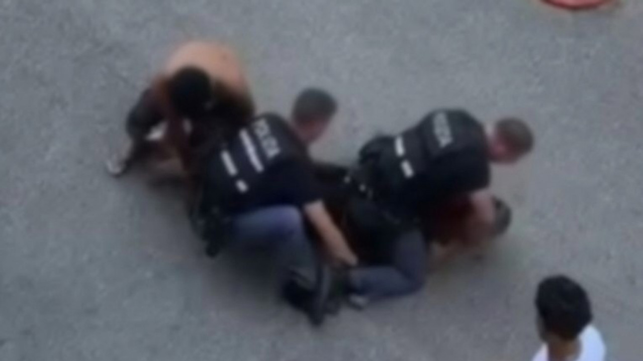 Marokanac umro tokom privođenja u Italiji: Narod besan VIDEO