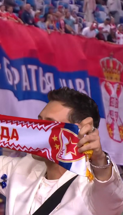 Miloš oduševio Ruse! Zvezdin šal i "Rusi,Srbi-braća zauvek!"