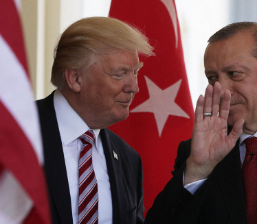 Трампово "стоп": Одговорио Ердогану, бура у НАТО због Русије