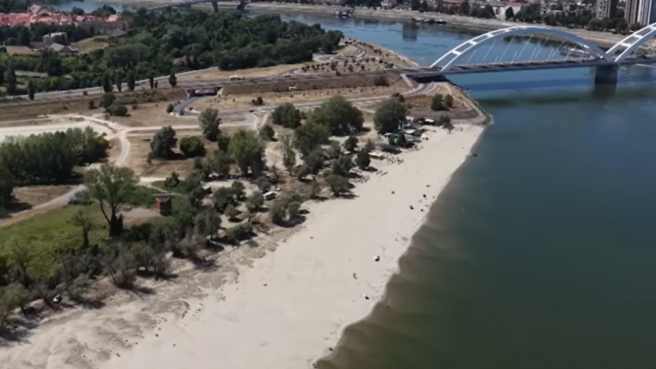Dunav presušuje, a iz dubine izranja prošlost