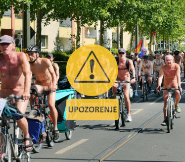 700 GOLIH ljudi na biciklima prošlo kroz centar Berlina