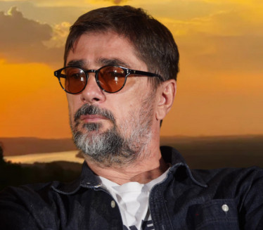 Bez Slobode: Vojin pokazao kako se opušta - "Moj Dunav"