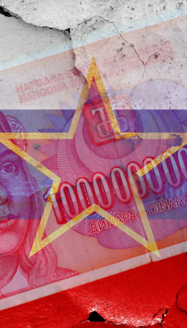 Ko je misteriozna devojka sa "CRVENE"?