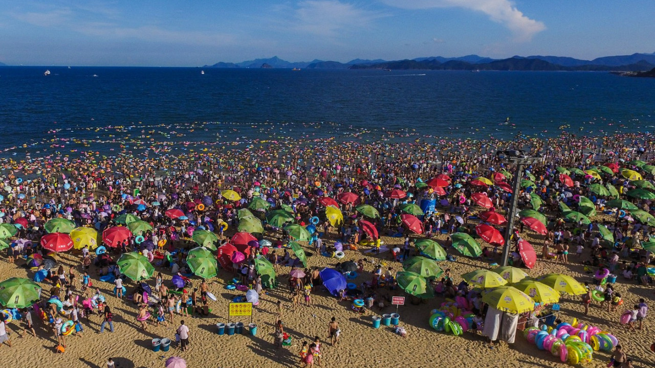 Najposećenija plaža na svetu: Na njoj bude i po 200.000 ljudi