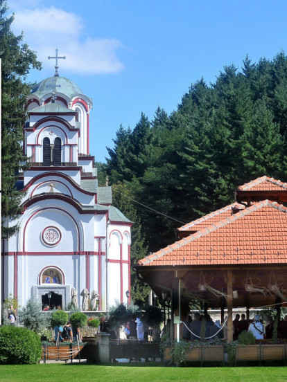 Koliko košta noć u manastiru Tumane: Wi-Fi, rakija i komfor