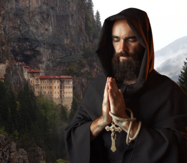 Manastir "CRNA PLANINA": Sagradila 2 monaha, sanjali ISTI SAN