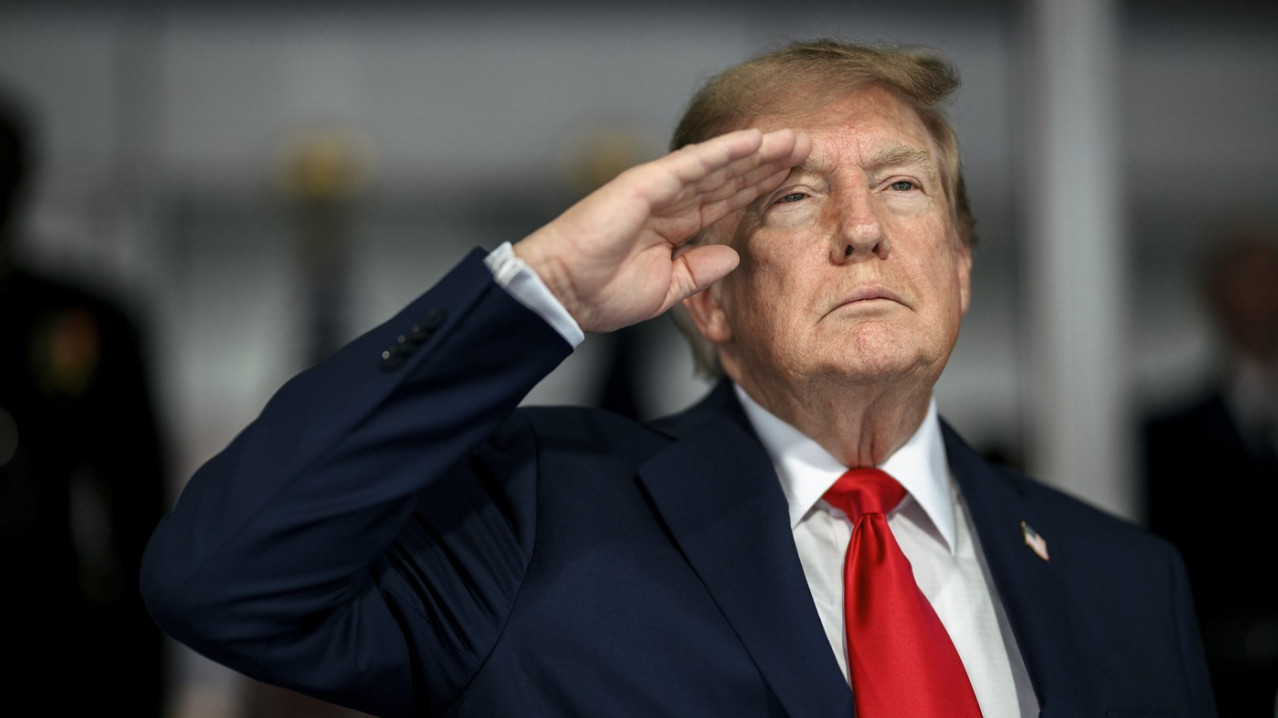 Трамп нациљао нову мету!Саветник звао у помоћ - креће напад?
