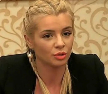 У јеку славе се повукла: Како данас изгледа водитељка Парова