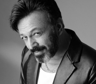 Poznati glumac (51) iz serije "Ezel" pronađen mrtav u stanu