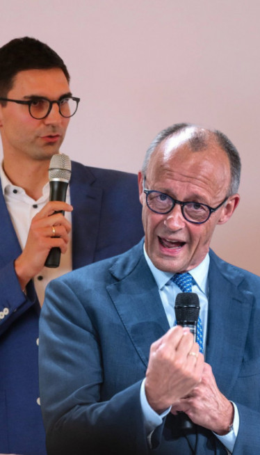 Merc udario na svog čoveka: "Zabio nam je nož u leđa"
