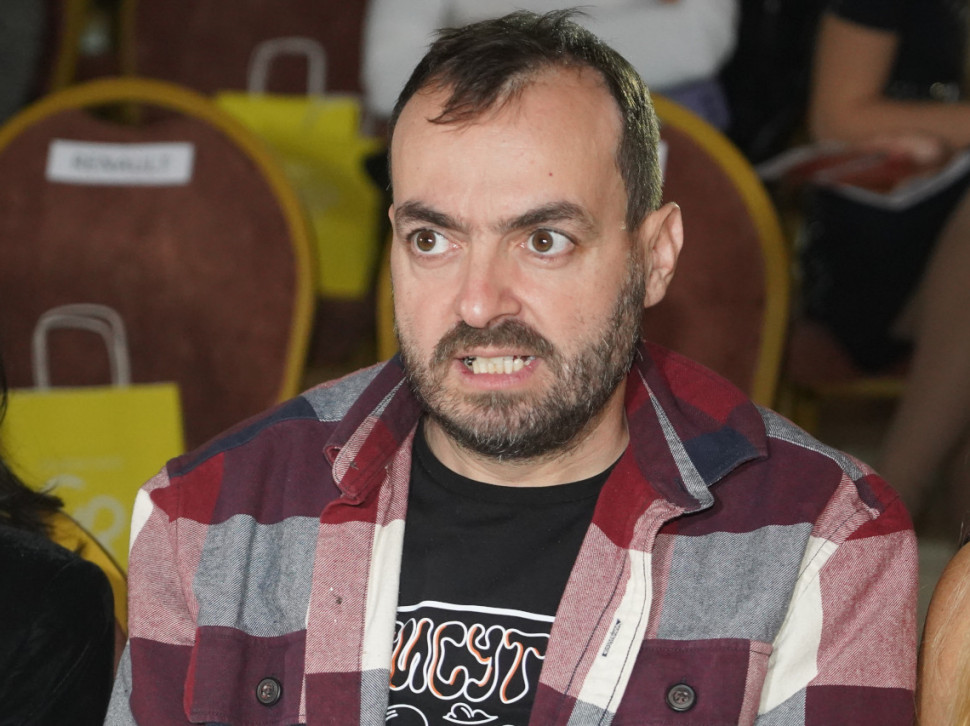LJubav iz školske klupe: Ovo je supruga Nenada Okanovića Foto