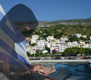 Nova prevara hara Grčkom: Žena ostala bez novca i nakita