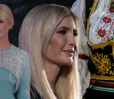 ИВАНКА ТРАМП ОБУКЛА ЈЕЛЕК? Мреже горе због стајлинга (ФОТО)