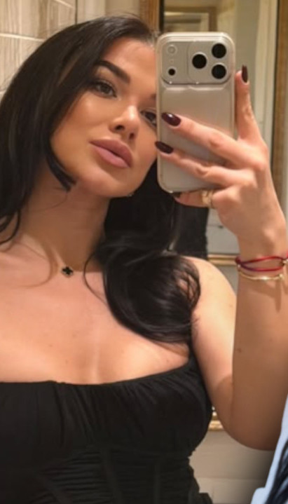 Porodila se Rađenova bivša: Milica na svet donela sina
