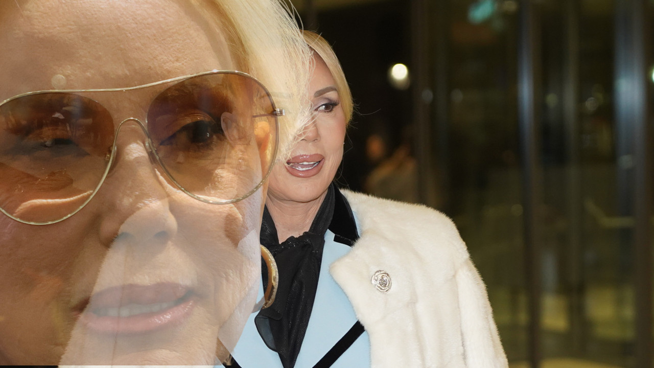 Lepa Brena: "Otac mi nije umro prirodnom smrću"