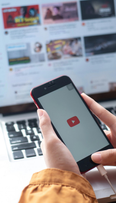 "YouTube" vam stalno nudi iste snimke? Promenite ovo
