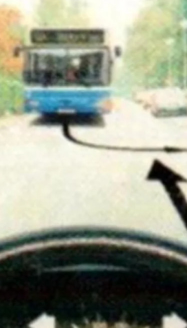 Ko ima prednost? Pitanje sa testa auto-škole, vozači zbunjeni