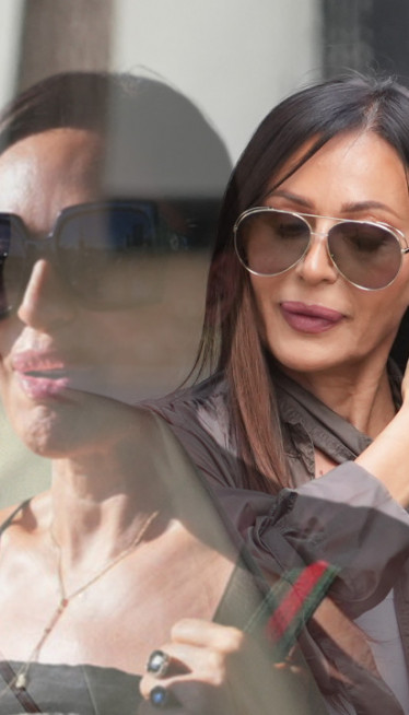 Ceca ponovo na vrhu: I to pesmom starom 25 godina