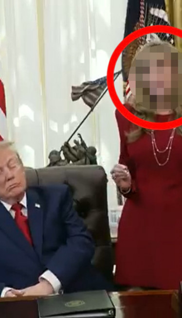Ko je "žena robot" iza Trampa? Snimak zapalio mreže (video)