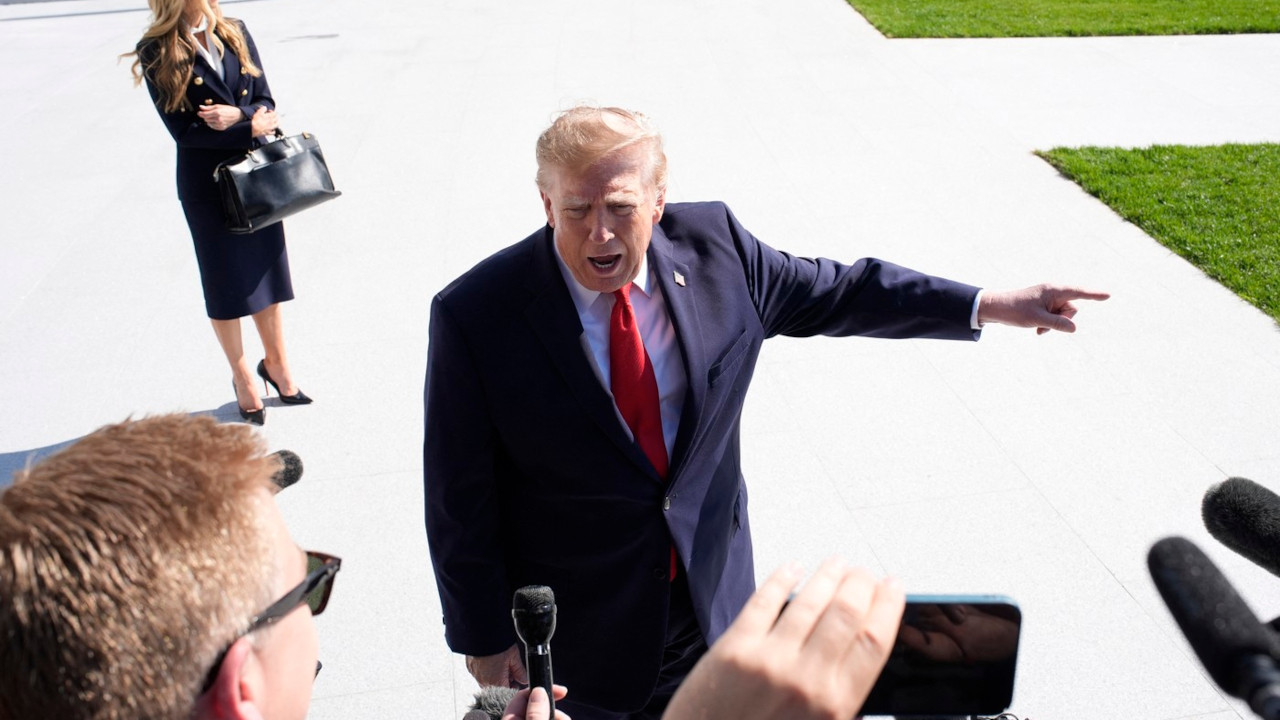 Скандал у САД: Бивша Трампова вереница поднела оставку