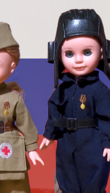 Patriotizam kroz igru-plišani tenkisti i lutke Crvene armije