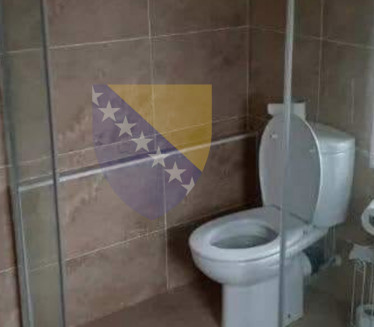 Samo u BiH: Svet ne veruje gde su postavili VC u kupatilu