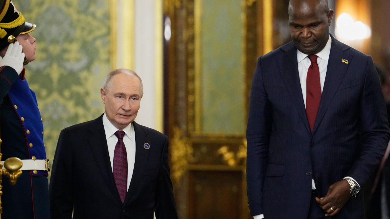 Putin ugostio afričkog lidera, fotka postala hit na mrežama