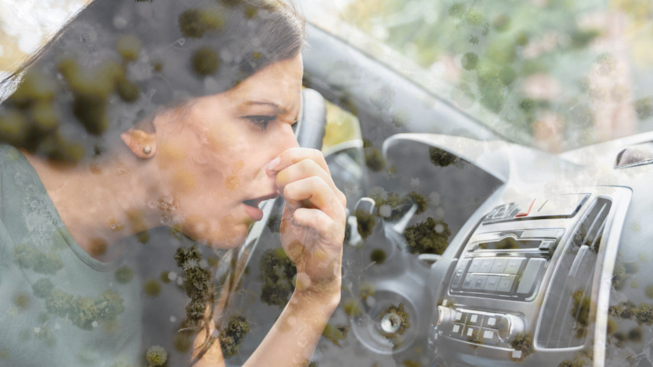 Auto smrdi na vlagu? Uzrok se krije tamo gde ne gledate