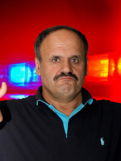 Komšiju čekićem u glavu: "Hteo je da me izbode nožem!"